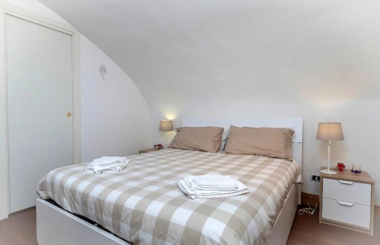 Santi Apostoli House Lejlighed Napoli Eksteriør billede